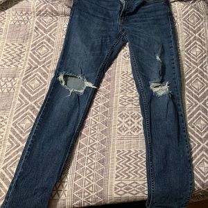 Boys hollister distressed jean